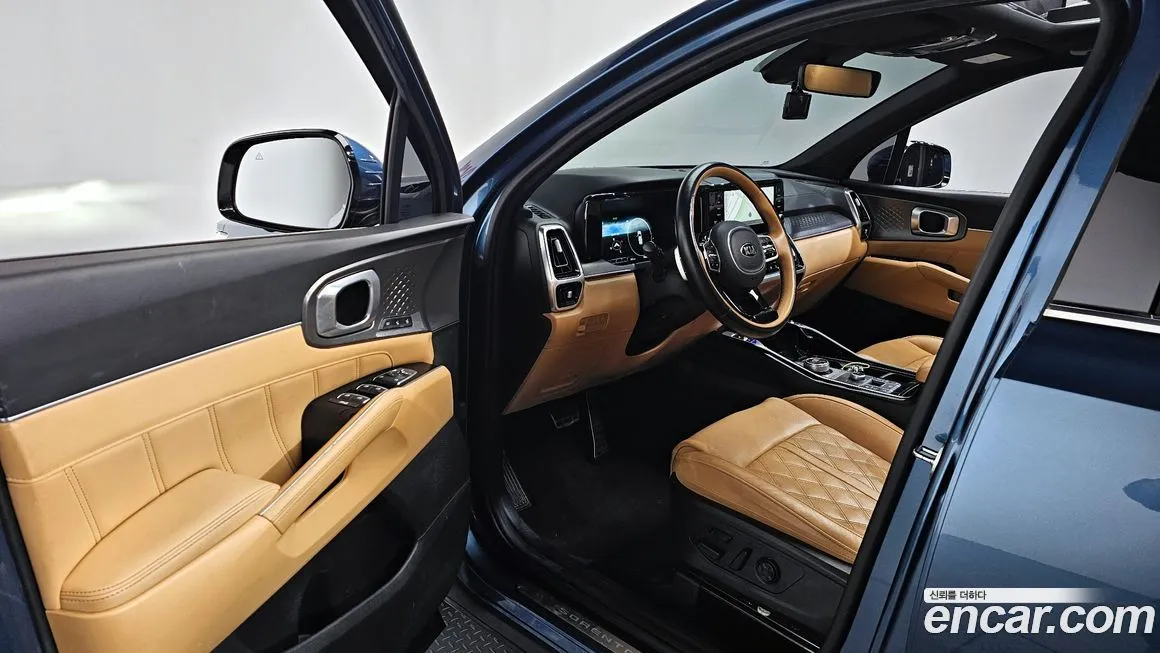 Kia Sorento — фото 10