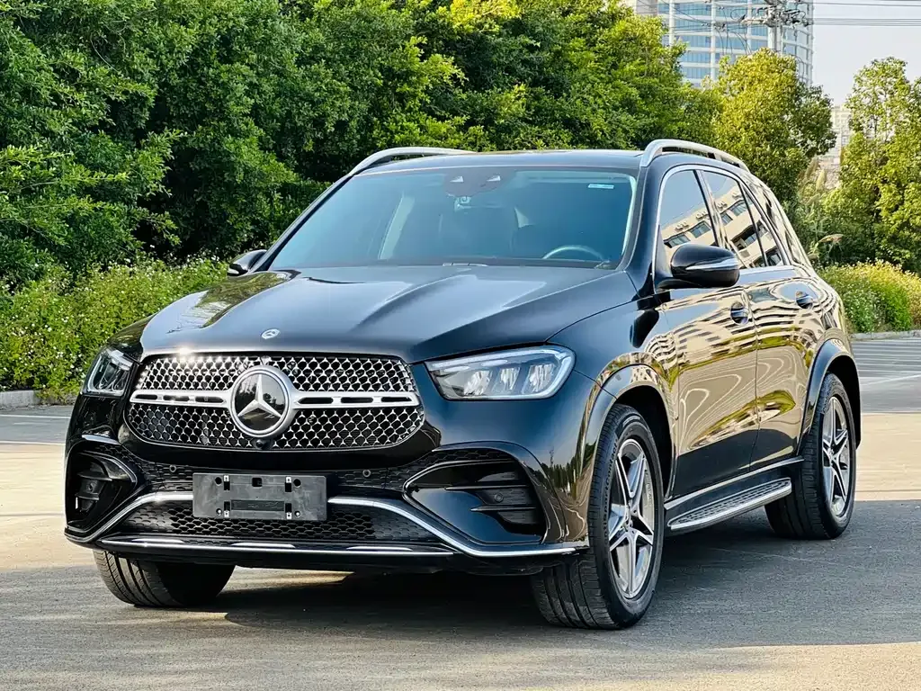 Mercedes-Benz GLE — фото 1