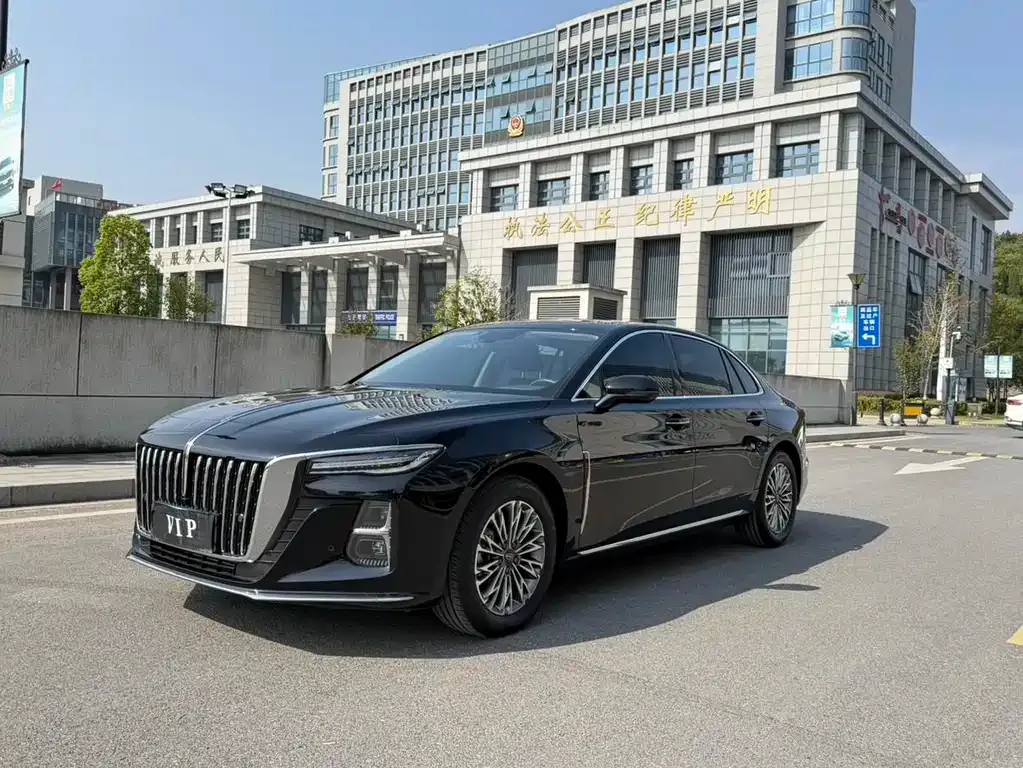 Hongqi H5 — фото 1