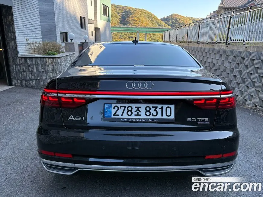 Audi A8 — фото 4