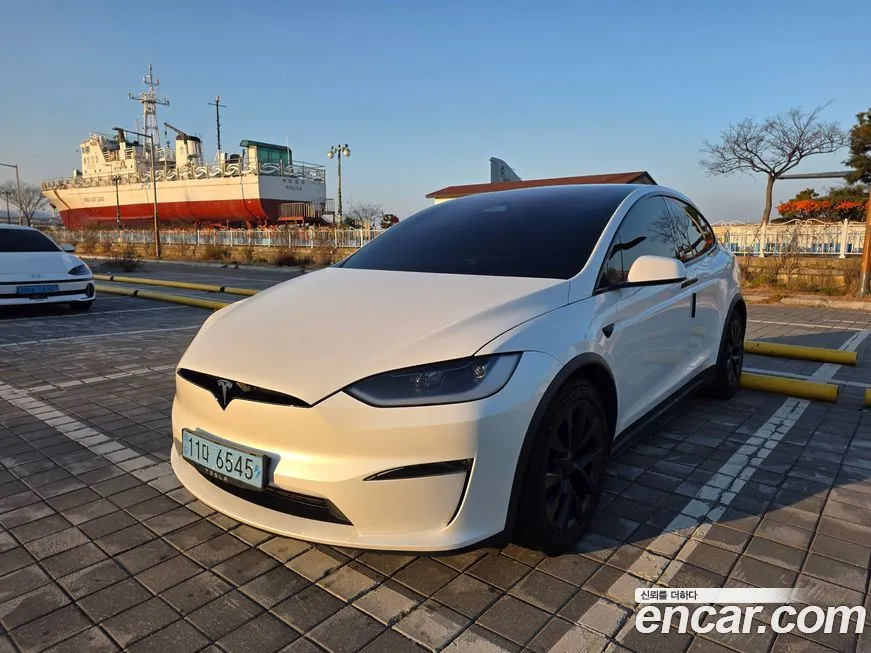 Tesla Model X — фото 4