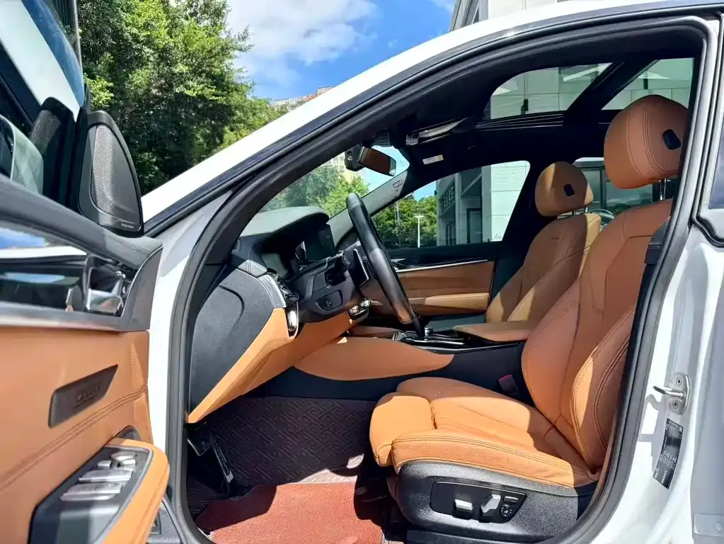 BMW 6 Series GT — фото 7
