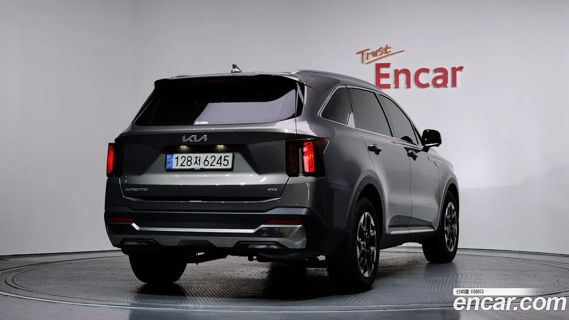 Kia Sorento — фото 2