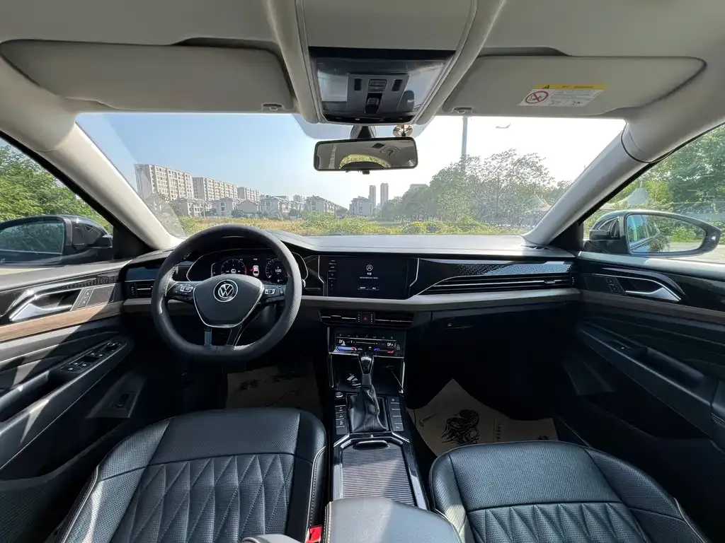Volkswagen Passat — фото 6