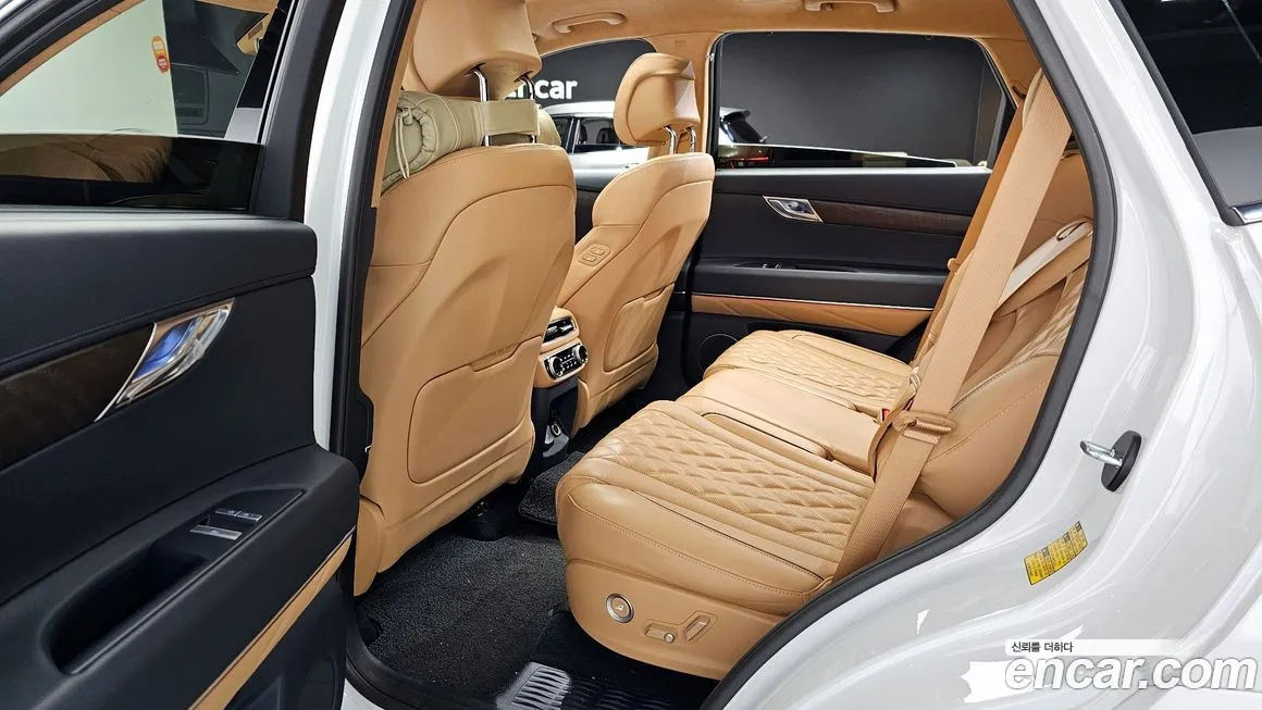 Genesis GV80 — фото 10