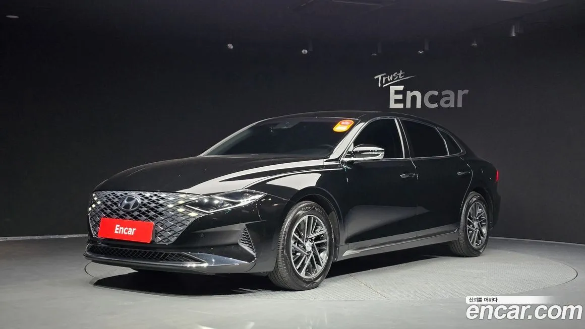 Hyundai Grandeur — фото 1