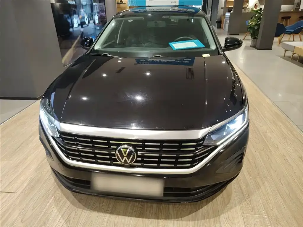 Volkswagen Passat — фото 3