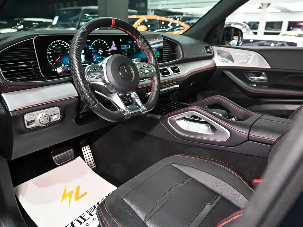 Mercedes-Benz GLE AMG — фото 8