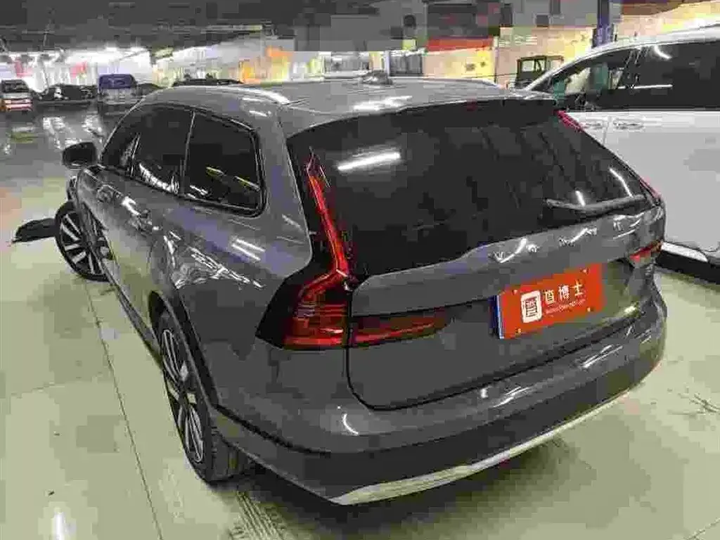 Volvo V90 — фото 3