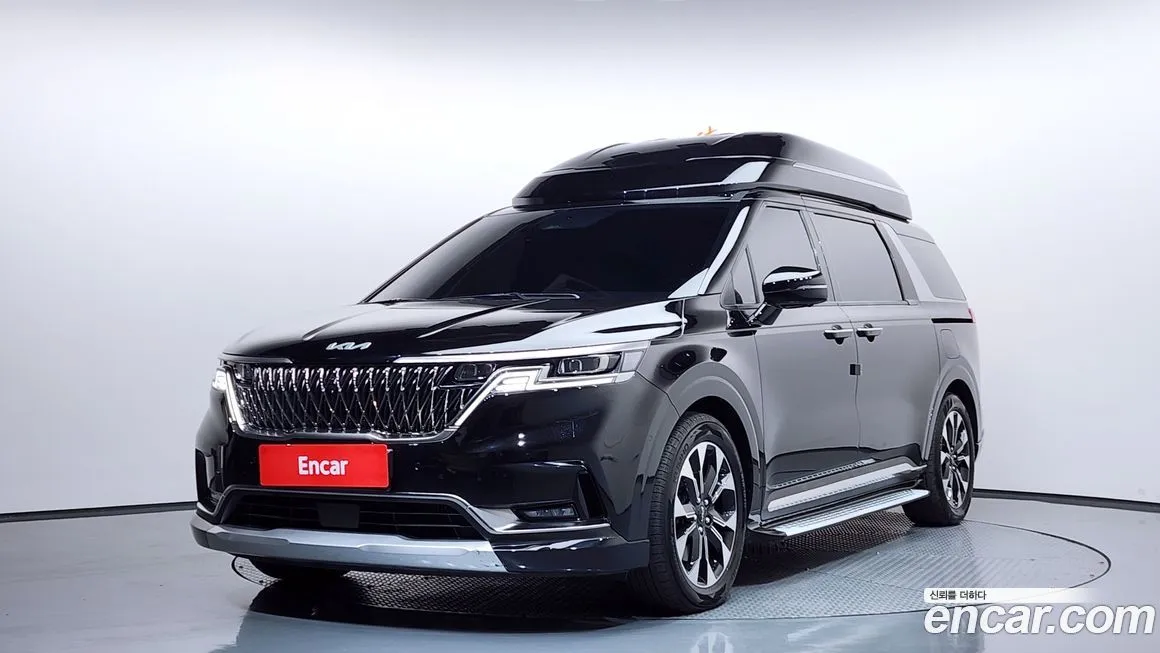 Kia Carnival — фото 1