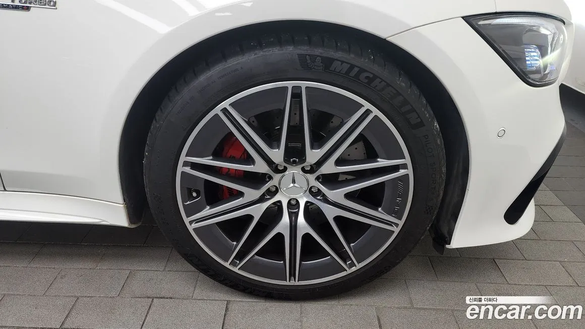 Mercedes-Benz AMG GT — фото 5
