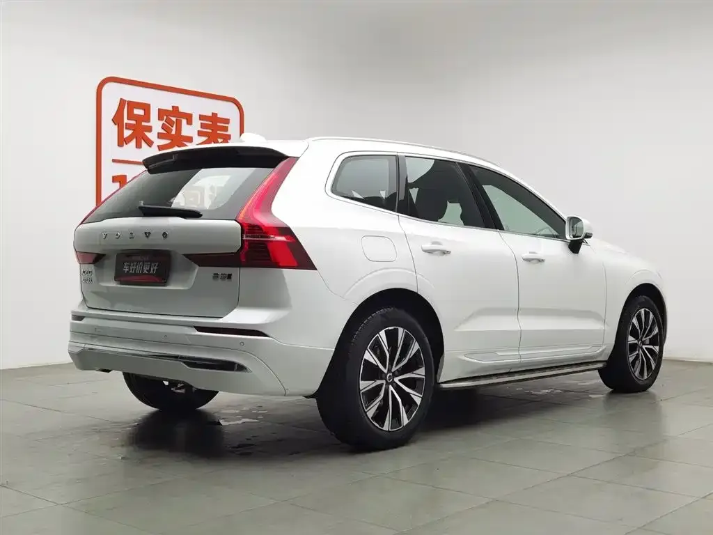 Volvo XC60 — фото 2