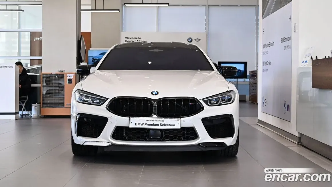BMW M8 — фото 2