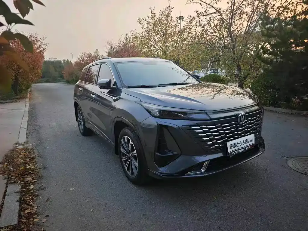 Changan CS75PLUS — фото 3