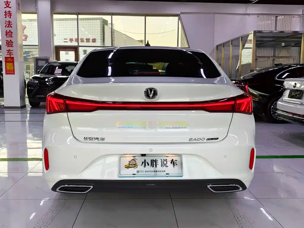 Changan Eado — фото 5