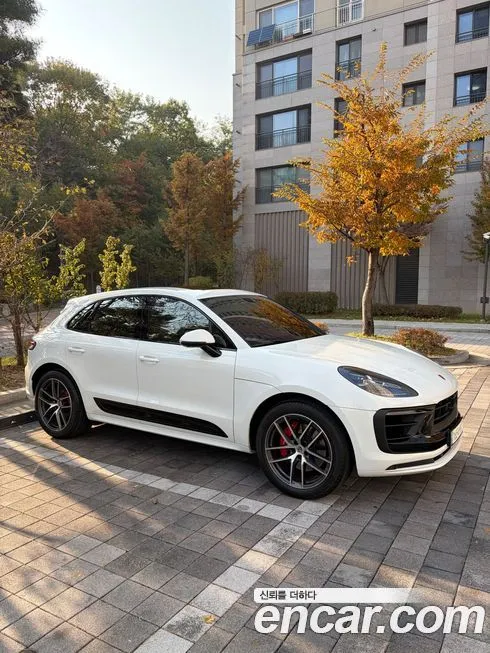 Porsche Macan — фото 1