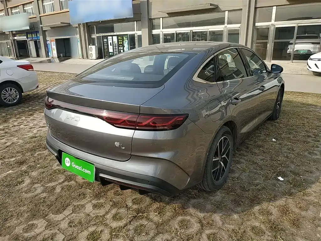 BYD Qin L — фото 7