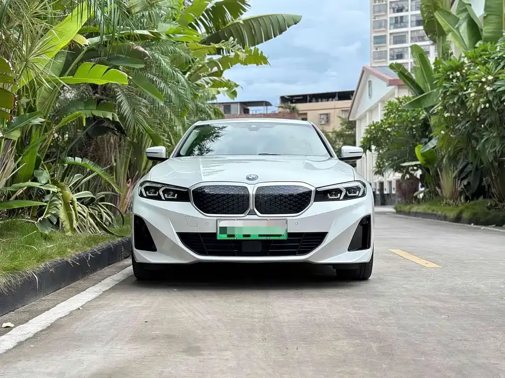 BMW i3 — фото 2