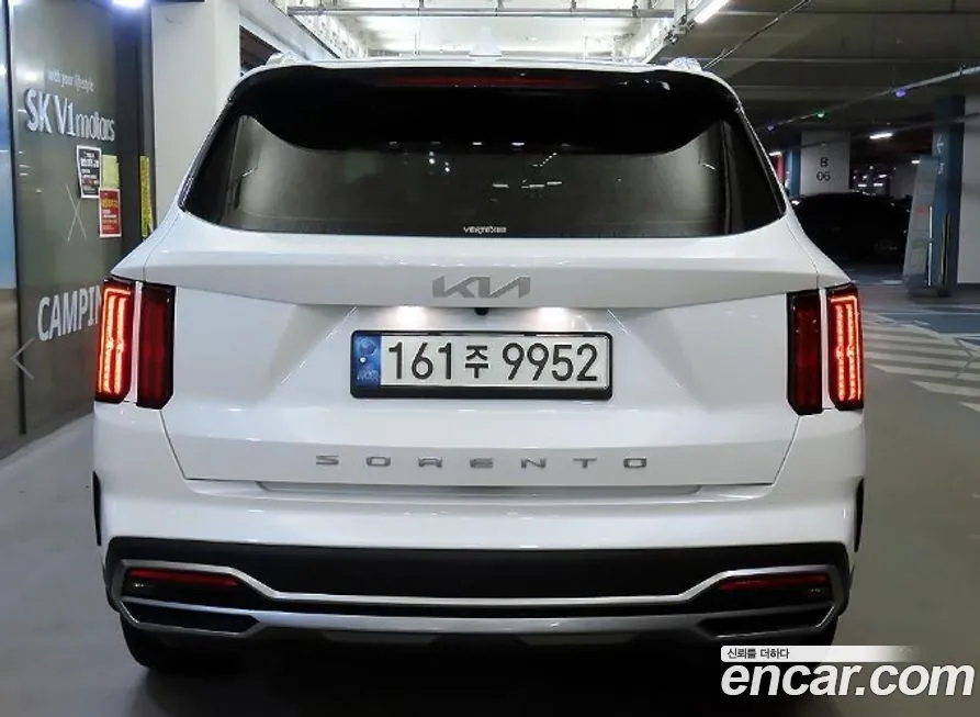 Kia Sorento — фото 6