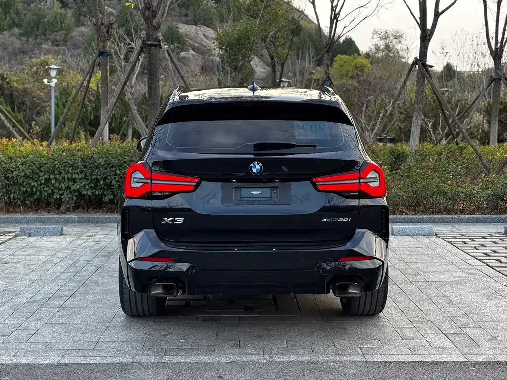 BMW X3 — фото 8