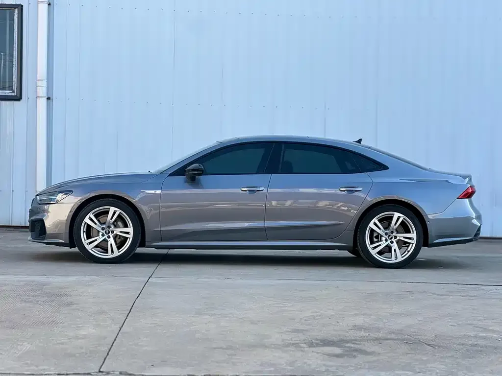 Audi A7L — фото 4