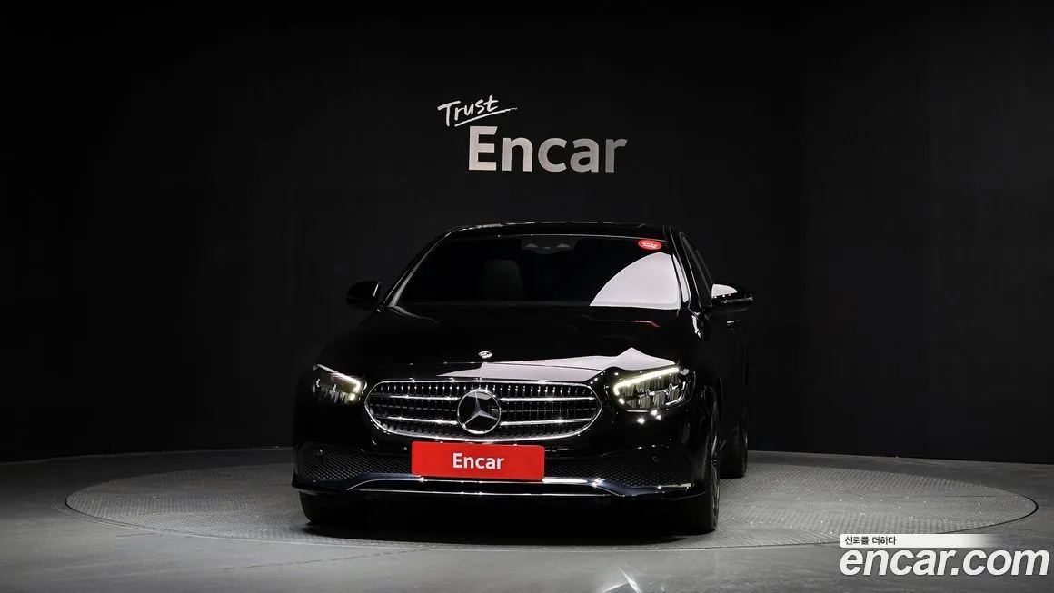 Mercedes-Benz E-Class — фото 3