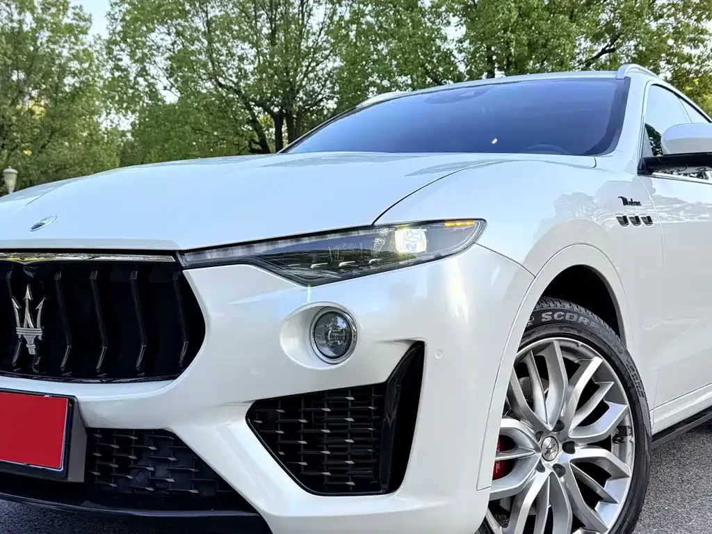 Maserati Levante — фото 7