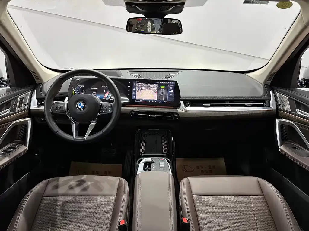 BMW X1 — фото 10