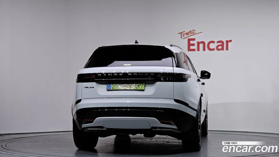 Land Rover Range Rover Velar — фото 4