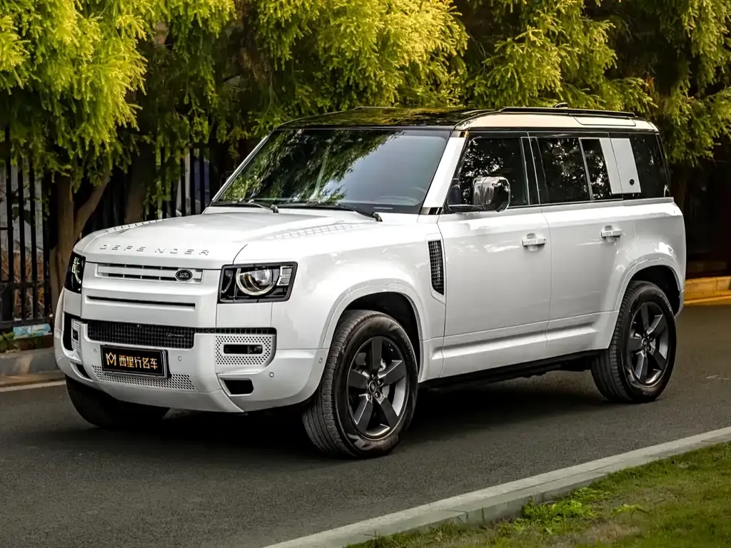 Land Rover Defender — фото 6