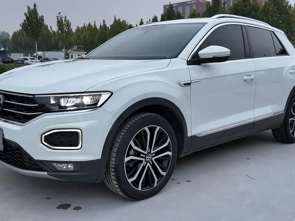 Volkswagen T-Roc — фото 2