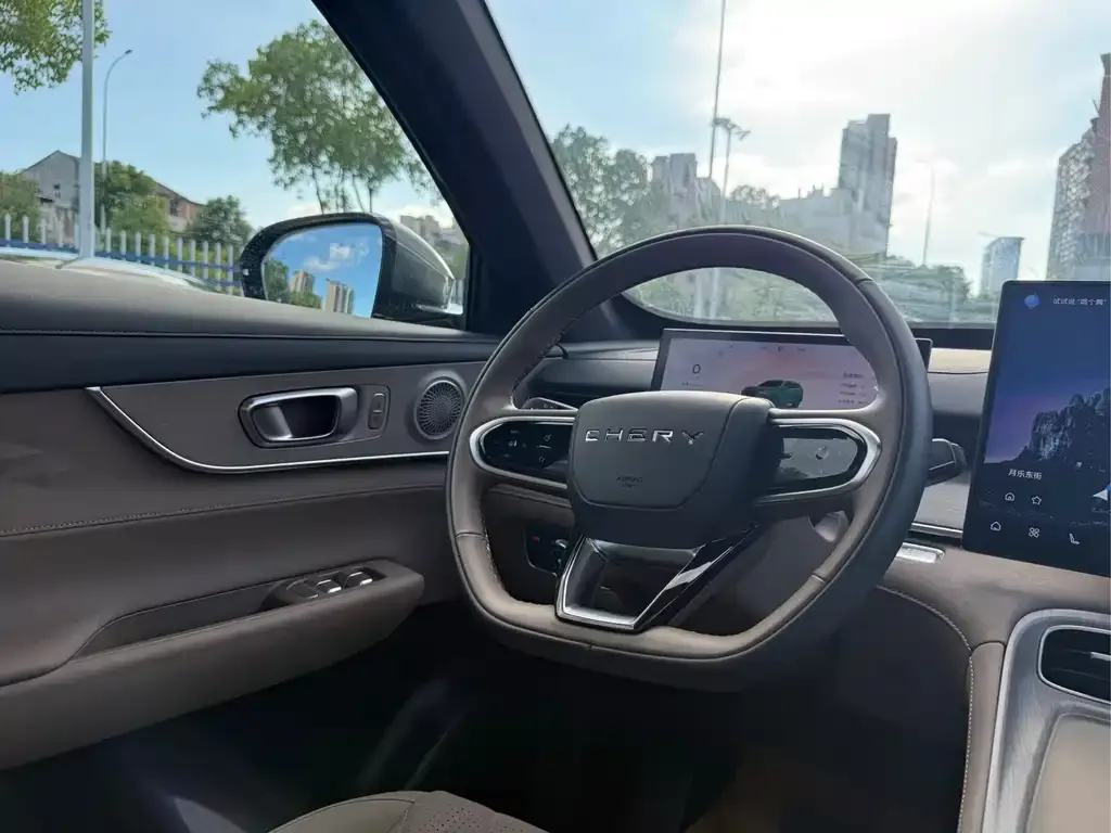 Chery Tiggo 8 PLUS — фото 10