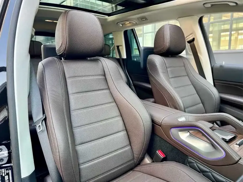 Mercedes-Benz GLS — фото 9