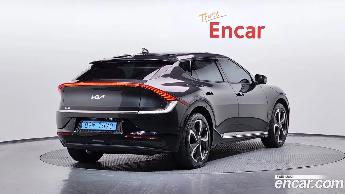 Kia EV6 — фото 2