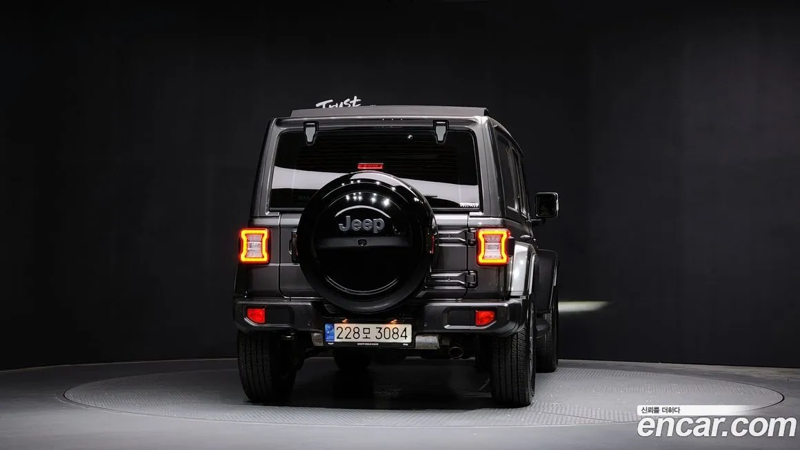 Jeep Wrangler — фото 4