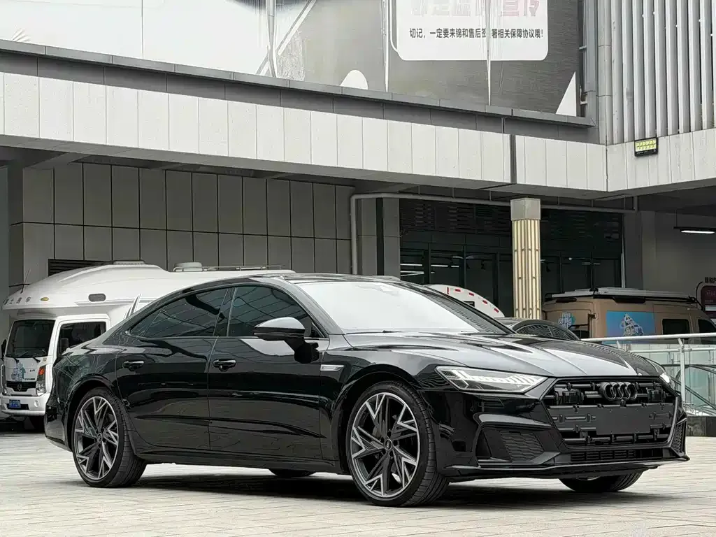Audi A7L — фото 3