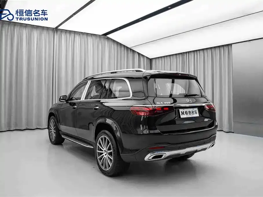 Mercedes-Benz GLS — фото 7