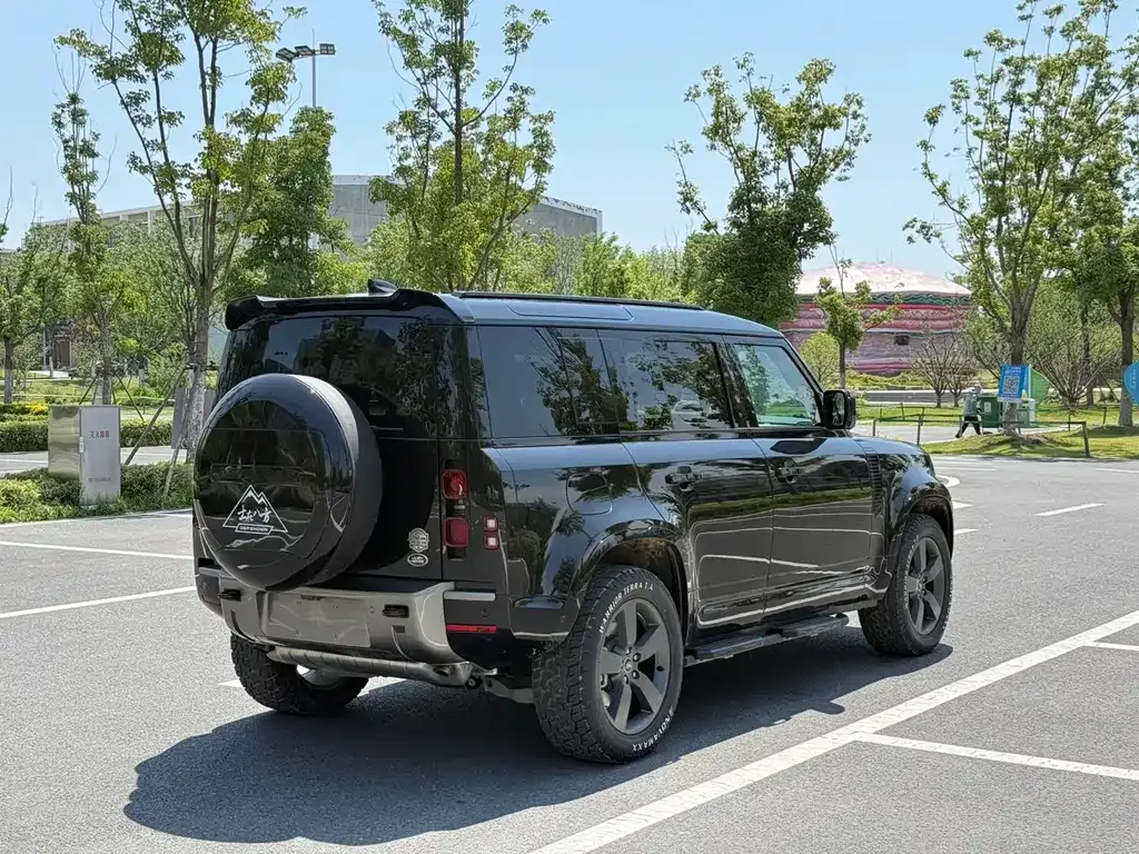 Land Rover Defender — фото 8