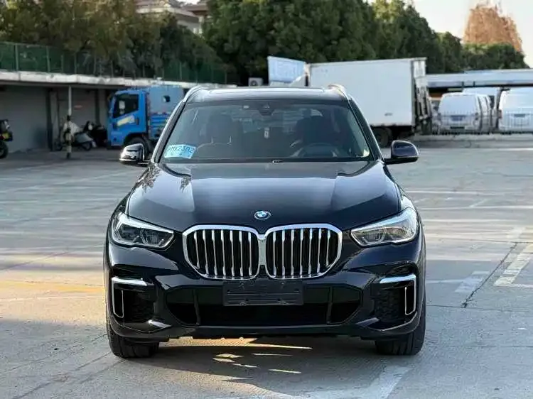 BMW X5 — фото 2