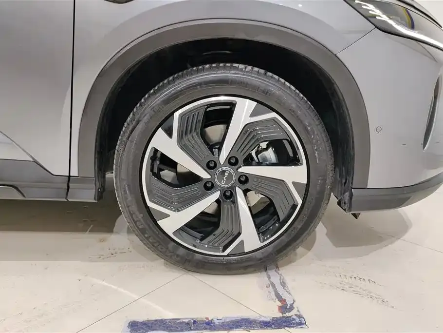 BYD Seal 05 DM-i — фото 6