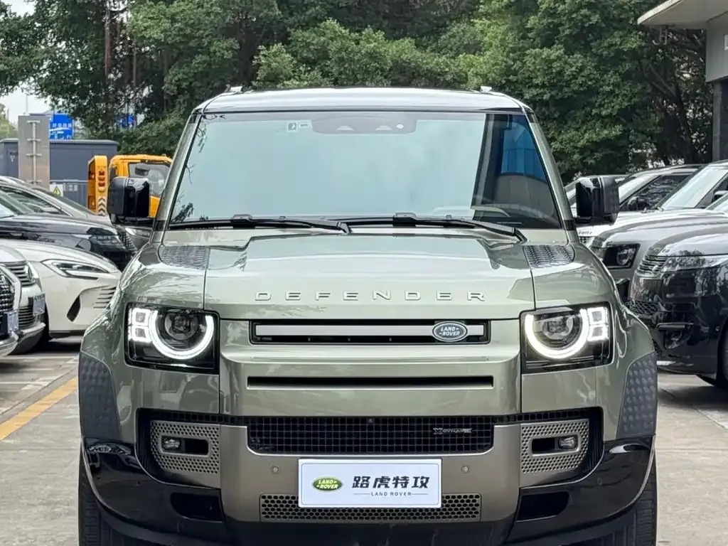 Land Rover Defender — фото 2