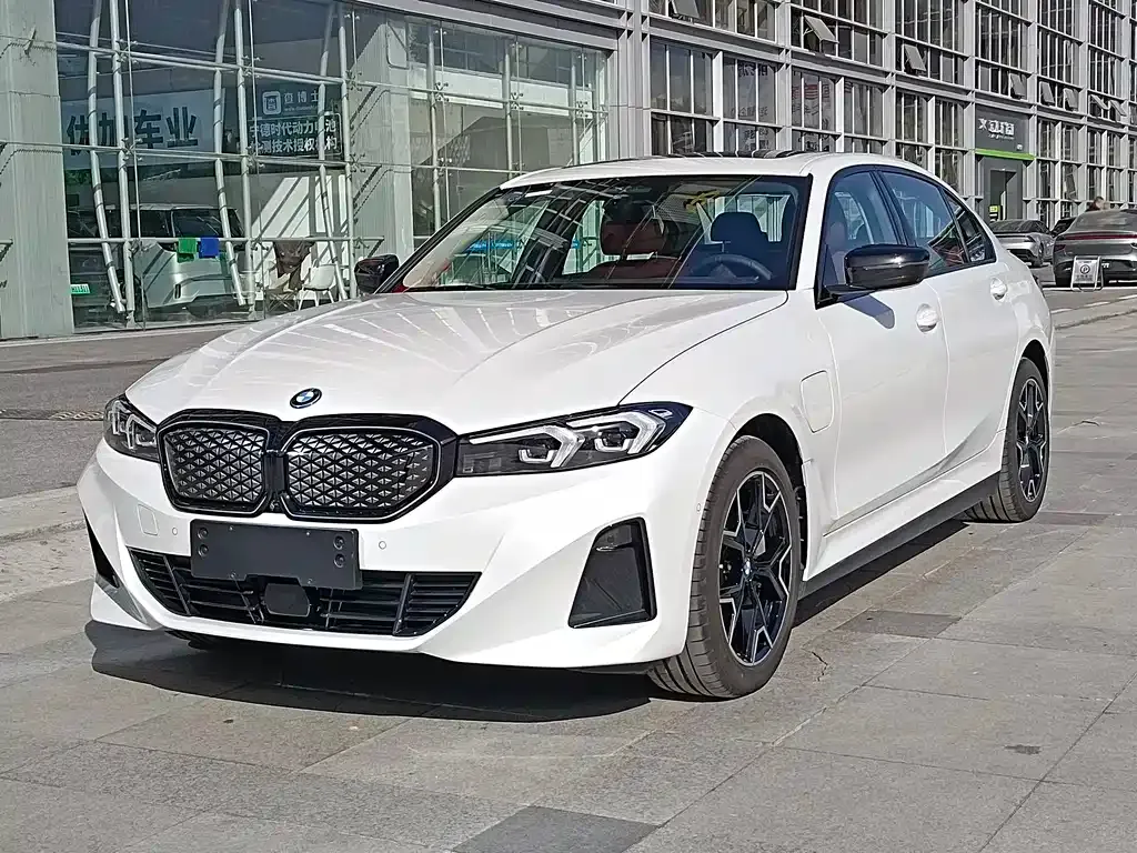 BMW i3 — фото 1