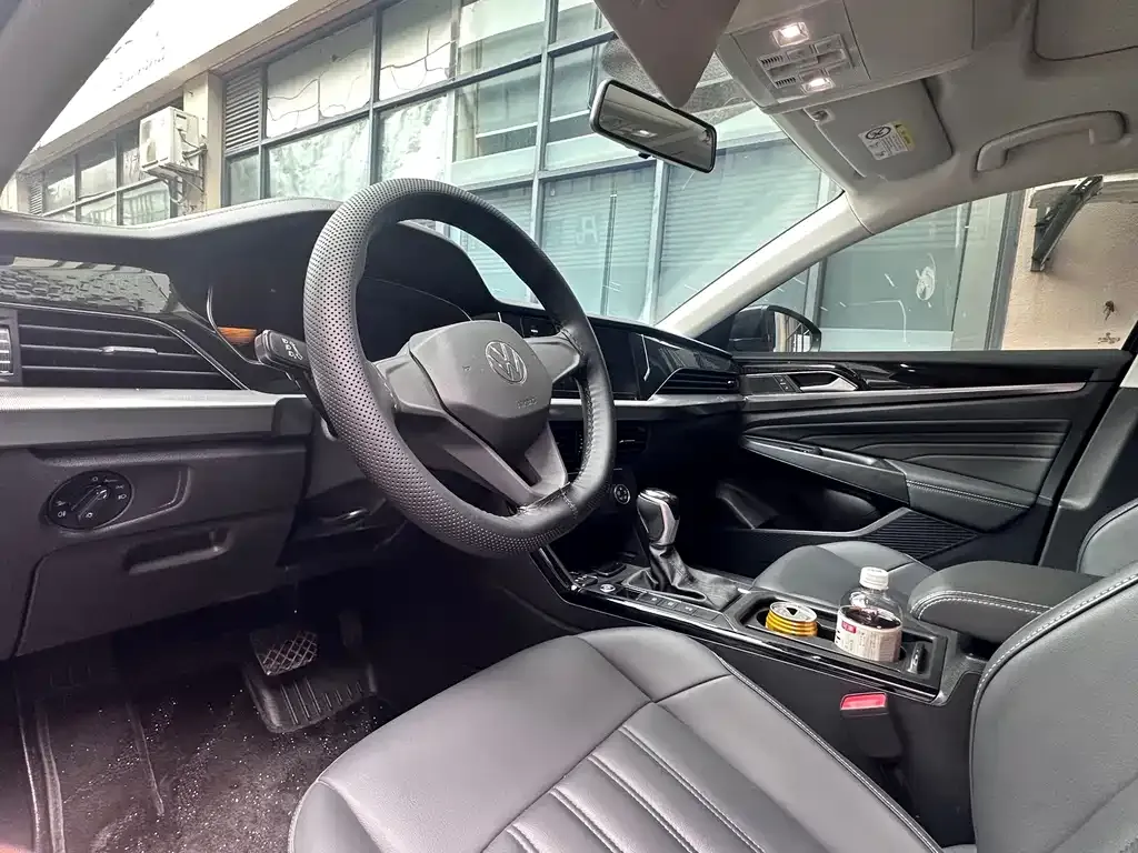 Volkswagen Passat — фото 5