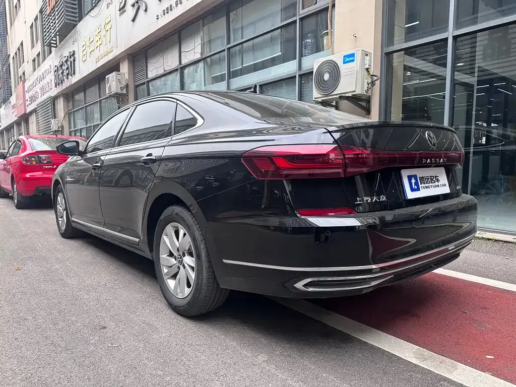 Volkswagen Passat — фото 9