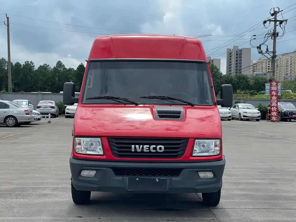 IVECO Daily — фото 2