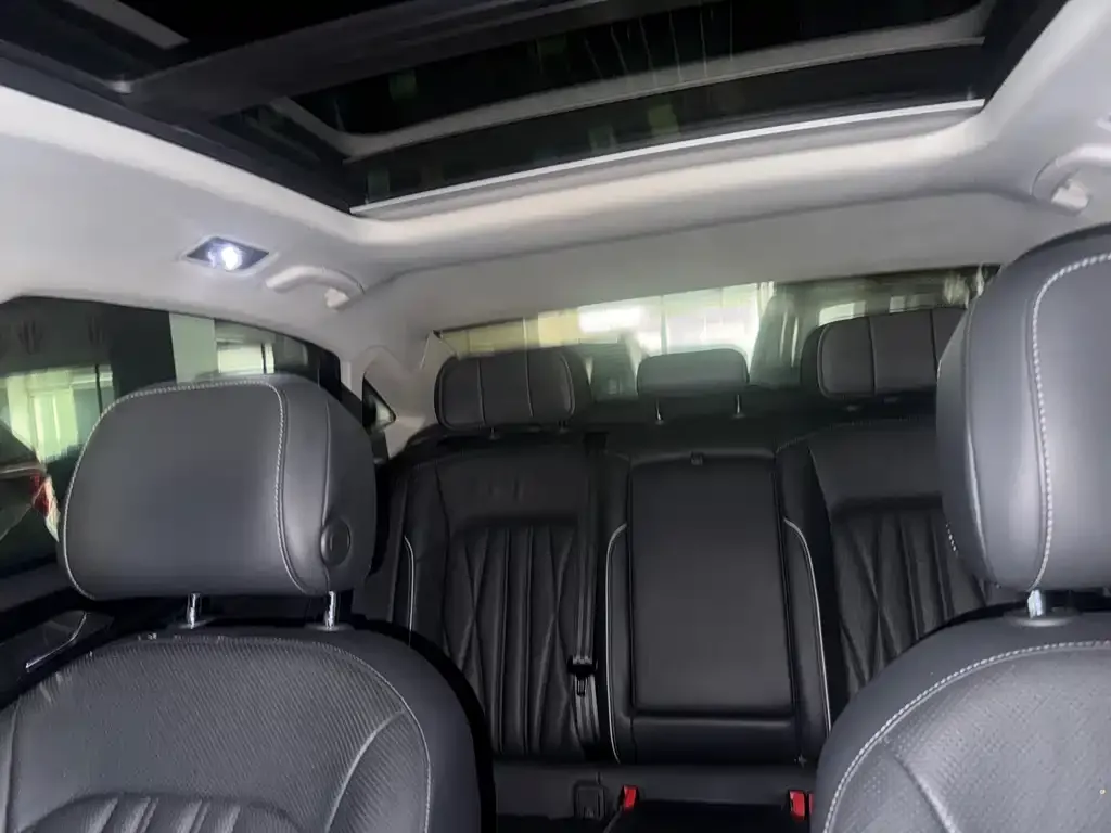 Volkswagen Passat — фото 9