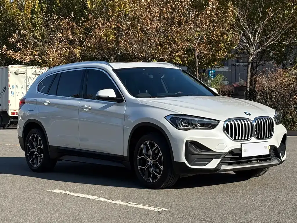 BMW X1 — фото 3
