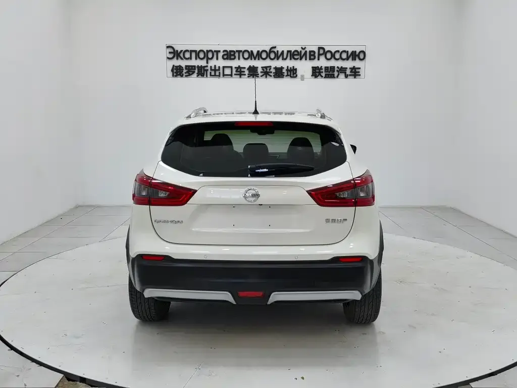 Nissan Qashqai — фото 5