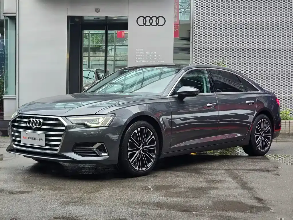 Audi A6L — фото 1