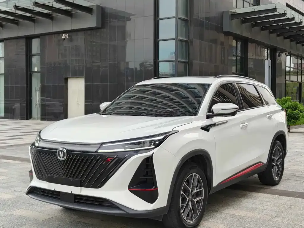 Changan CS75PLUS — фото 3